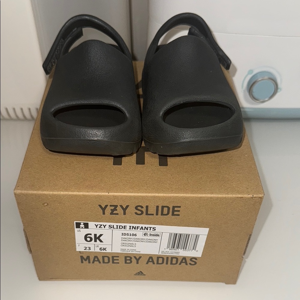 Adidas Kids Black Slide Sandals